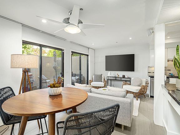 4th image of 481 W Village Sq