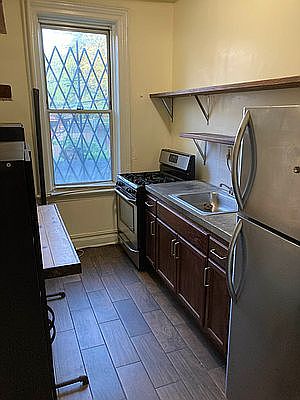 4th image of 147 Schenectady Ave #1