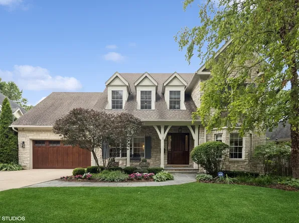 232 Powell St, Clarendon Hills, IL 60514