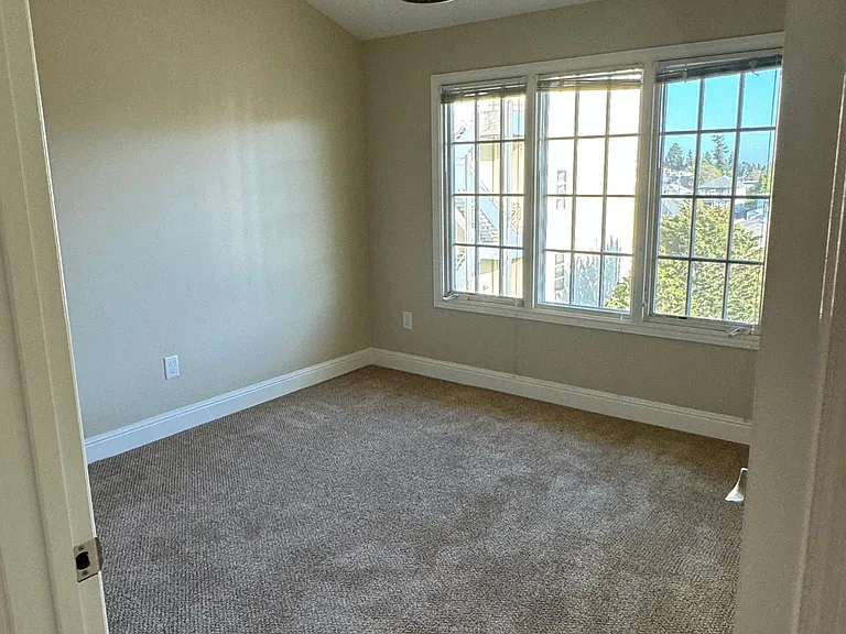 2319-2323 Shattuck Ave #503 — Photo 21