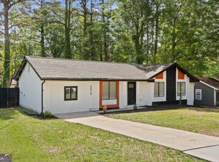 8878 Burnham Way, Jonesboro, GA 30238