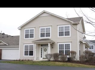 96 W Park Ave UNIT A, Sugar Grove, IL 60554