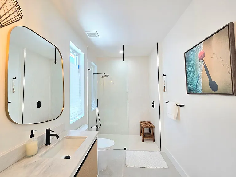 Roberts Bay Ln — Photo 62