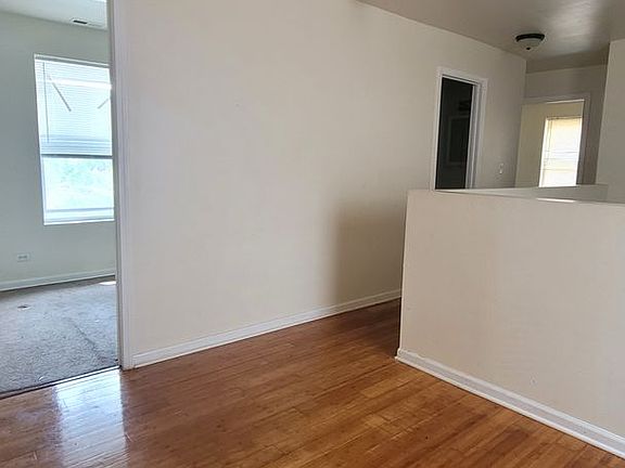5th image of 6669 S Michigan Ave #3