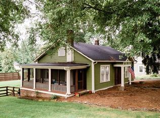 711 14th Ave NW, Hickory, NC 28601