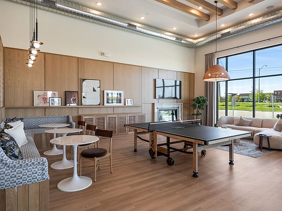 4th image of 1345 E Hickman Rd #212