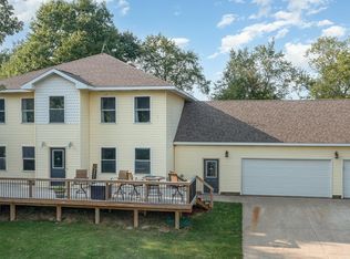 5208 Ash Ct, Perrinton, MI 48871
