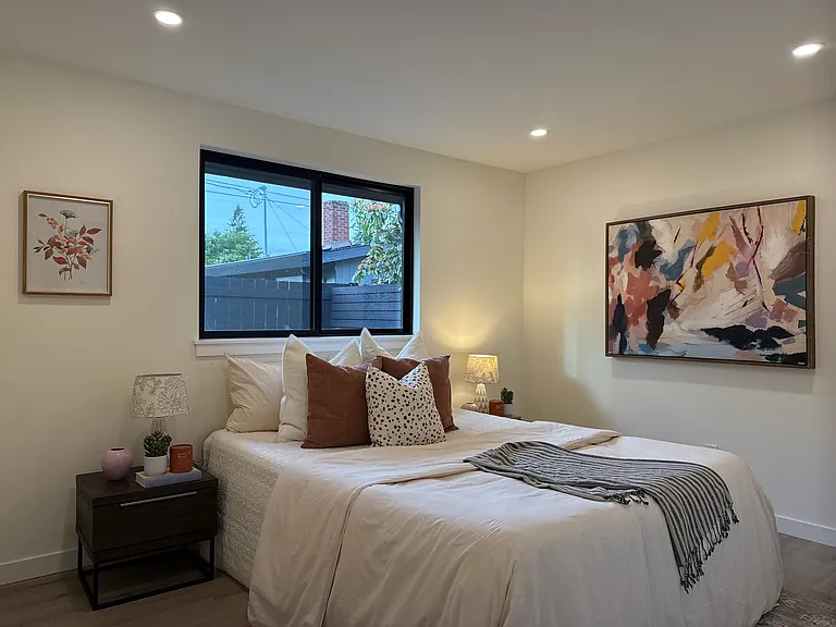 1068 Harding St — Photo 37