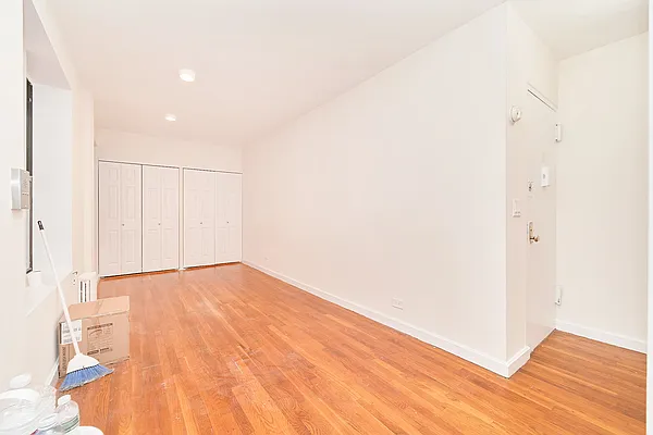 Rented by Living New York | media 8