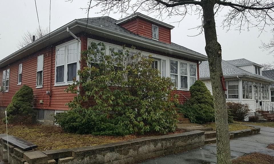 1st image of 90 Campbell St