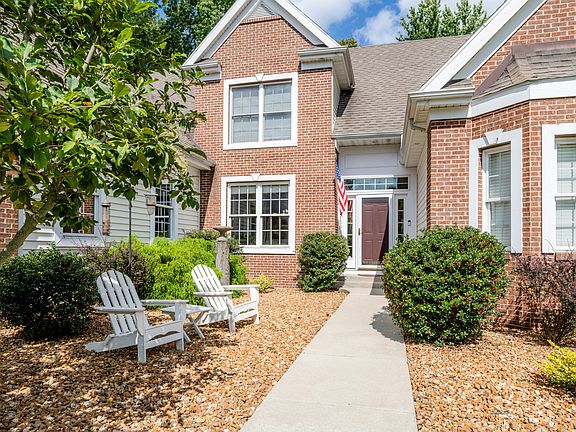 3rd image of 2159 Alpine Ct