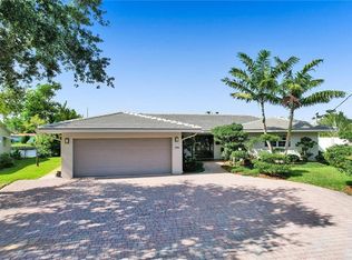 2956 NW 10th Ave, Wilton Manors, FL 33311