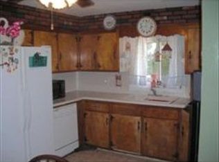 35 Sanborn St, Lawrence, MA 01843