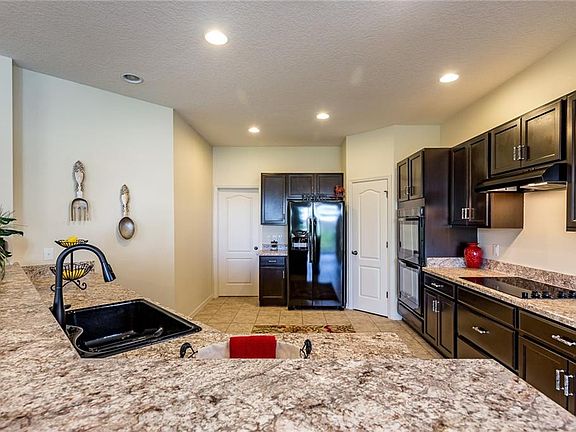 4th image of 7511 Tangle Rush Dr