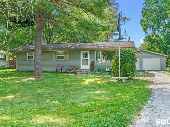 17685 Village Green Rd, Petersburg, IL 62675