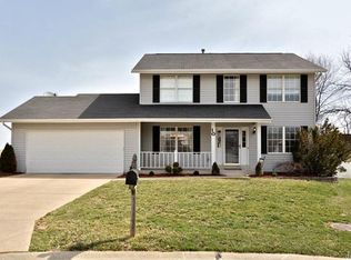 10 Graystone Cir, Saint Charles, MO 63303