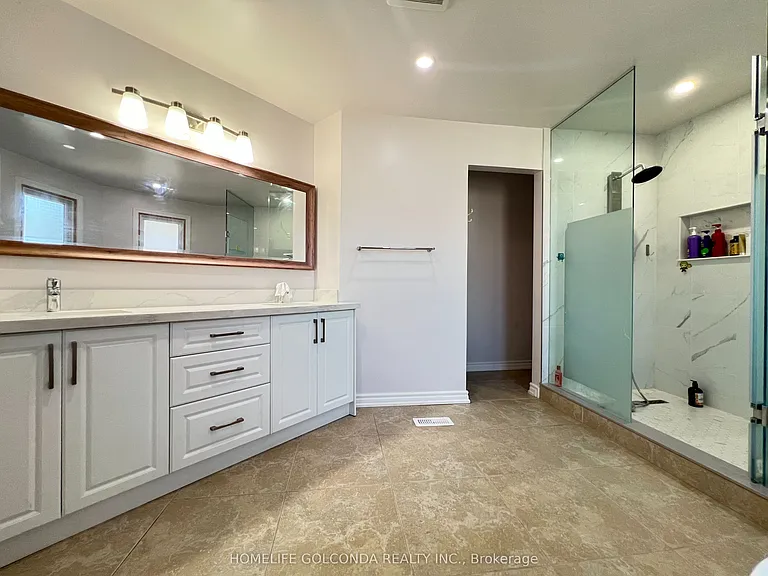 5404 Heritage Hills Blvd #UPPER — Photo 11