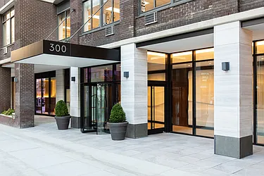 300 East 34th Street in Kips Bay