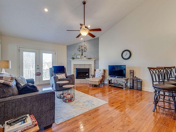 4th image of 20413 Turfway Ln #20413
