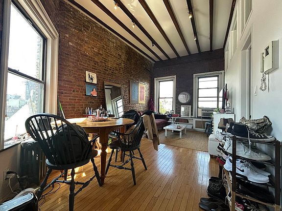 4th image of 67 E 2nd St #42