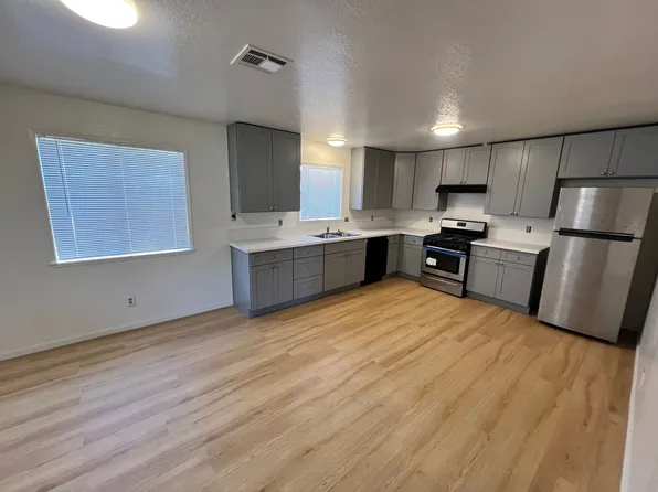 B- 5-Unit 8748-8754 1/2 Cedar Street, 8748 Cedar St #8754-1/2, Bellflower, CA 90706