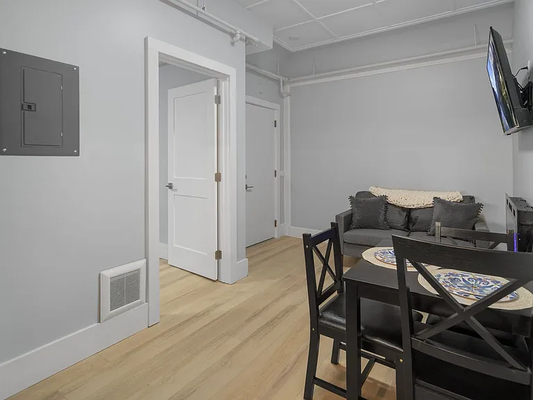 504 Stewart Ave — Photo 68