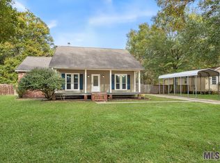 12621 Ina Dr, Walker, LA 70785