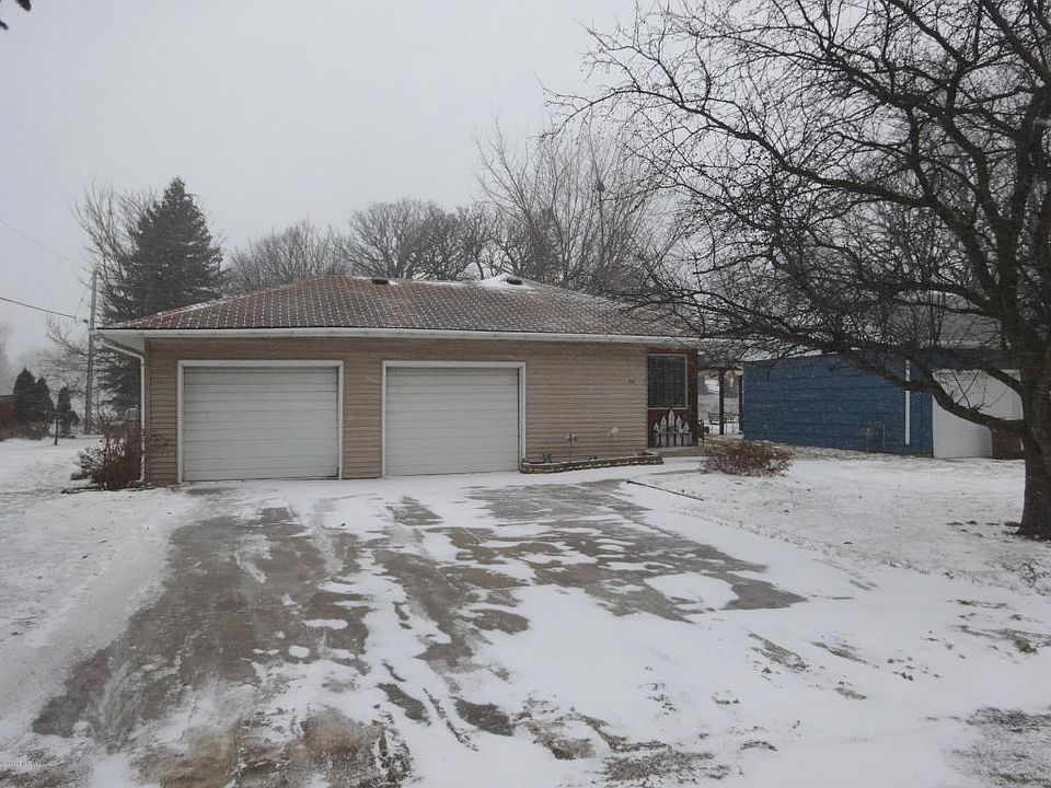 2nd image of 801 E Richway Dr