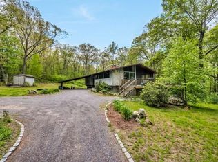 59 Prospect St, Sherborn, MA 01770