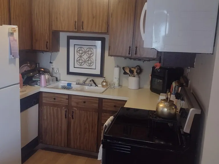 1209 W Plum St #B6 — Photo 2