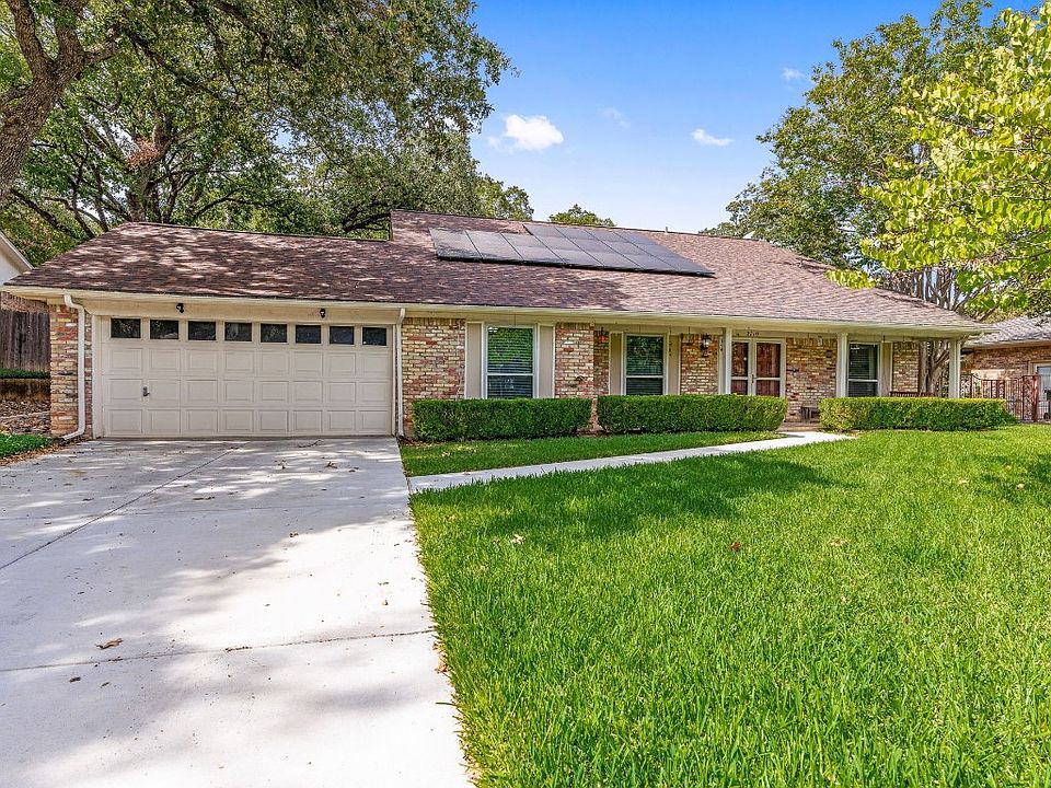 1st image of 2710 Woodshire Dr