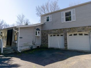 342 Sycamore Ave, Shrewsbury, NJ 07702