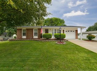 1454 Annilo Dr, Florissant, MO 63031