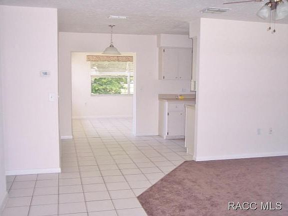 3rd image of 195 W Seymeria Dr