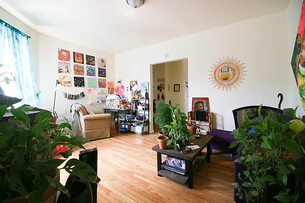 Rented by Link NY Realty | media 7