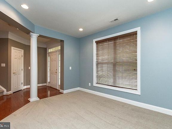 5th image of 15916 Greymill Manor Dr