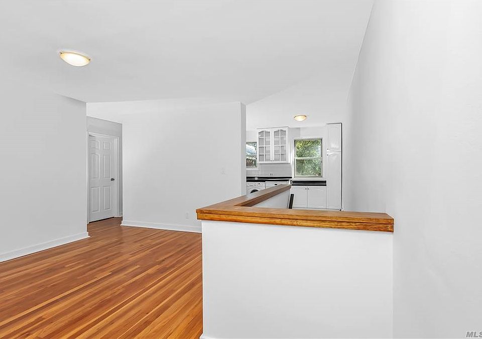 1st image of 68-77 Bell Blvd