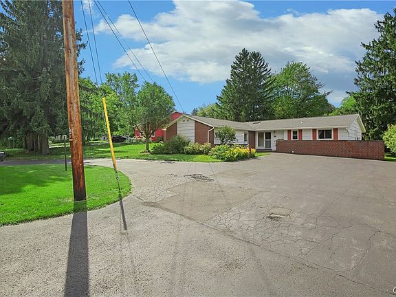 3rd image of 5239 Jamesville Rd