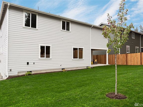 4th image of 1122 NE Sockeye Ct