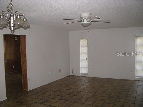 3rd image of 12720 Woodchuck Way