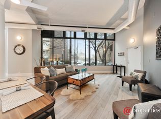 850 N Milwaukee Ave APT 105, Chicago, IL 60642