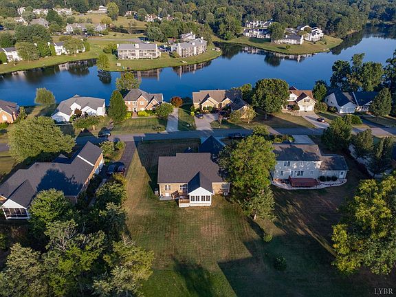 3rd image of 1292 Lake Shore Dr