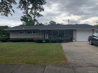 1801 Windsor Ln, Flint, MI 48507