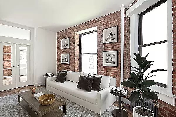 1st image of 13 Essex St APT 17