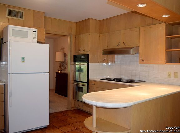 5th image of 7202 Westboro Pl
