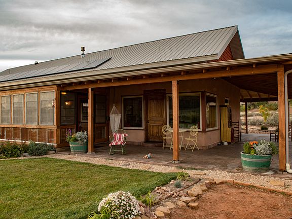 So East corner of porch