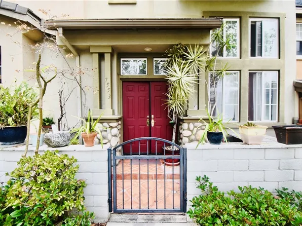 7553 Quiet Cove Cir, Huntington Beach, CA 92648