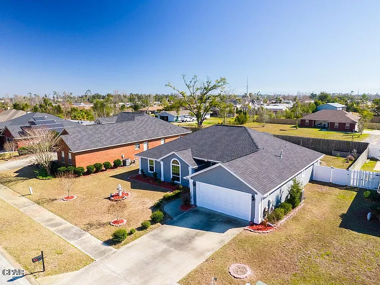 3758 Bay Tree Rd — Photo 4