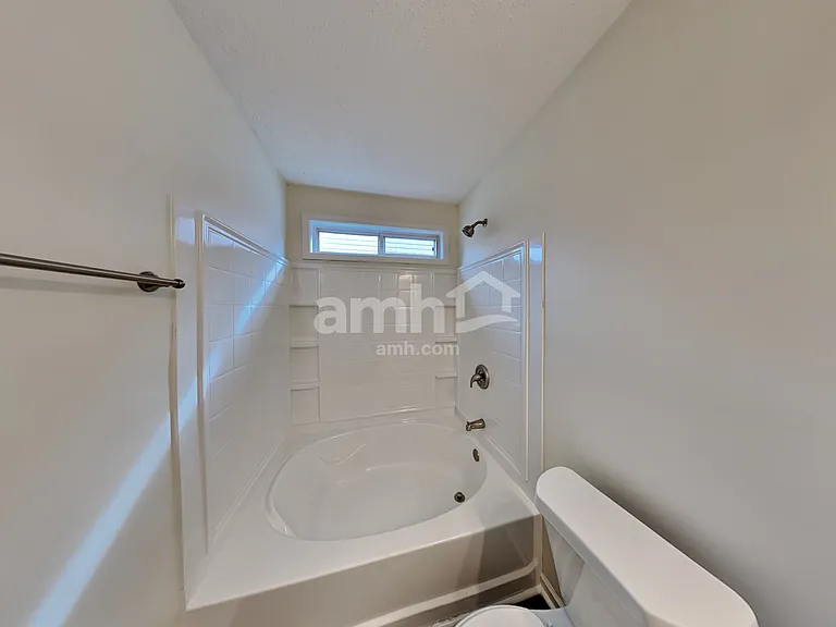 392 Rosemont Ct — Photo 12