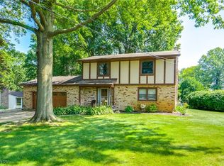 10154 Carlswood Ave NE, Hartville, OH 44632